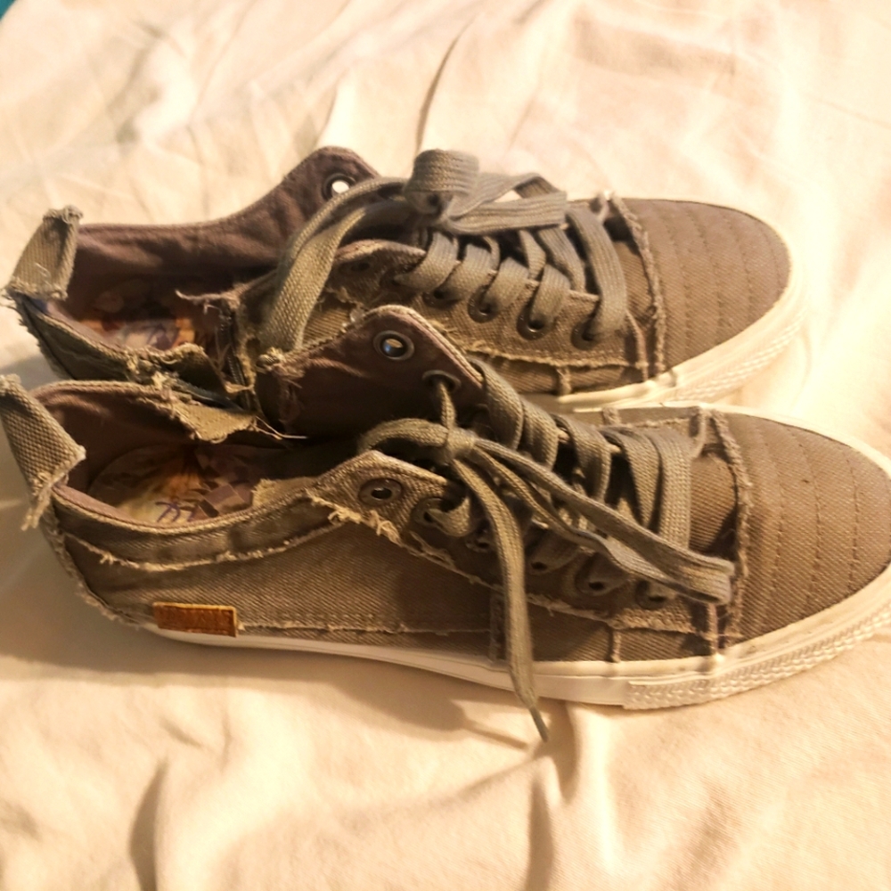 Womens billabong shoes